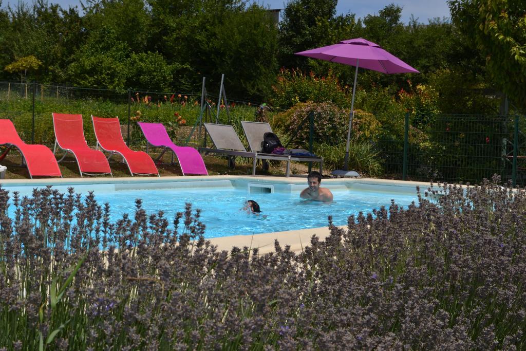 Chambres D'Hotes L'En Haut Des Vignes Mérignac Exterior foto